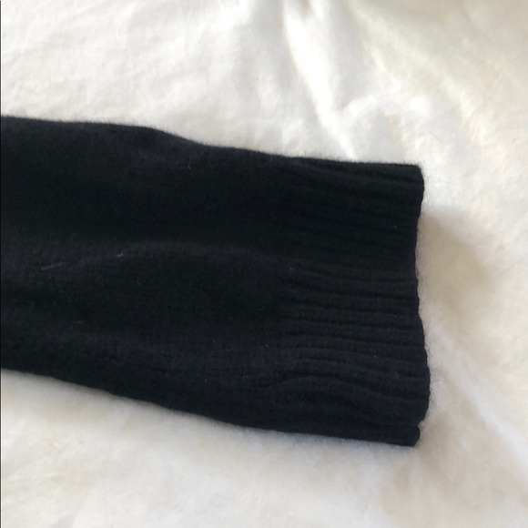 Juicy Couture cropped sweater small - Picture 5 of 6